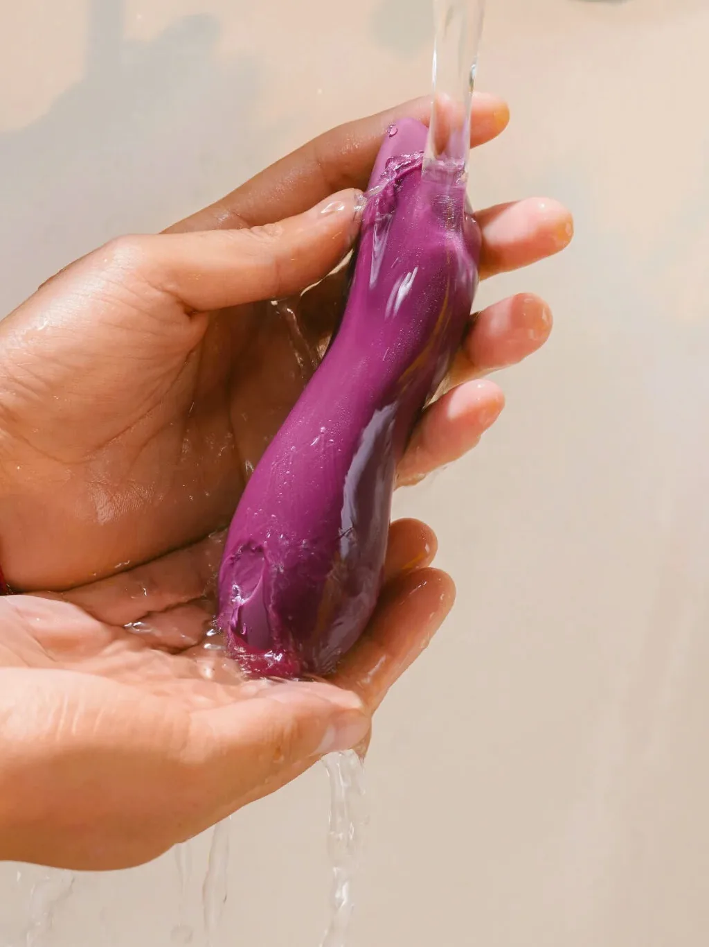Dame Dip Classic Vibrator | Plum