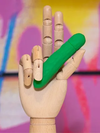 Emojibator : Pickle
