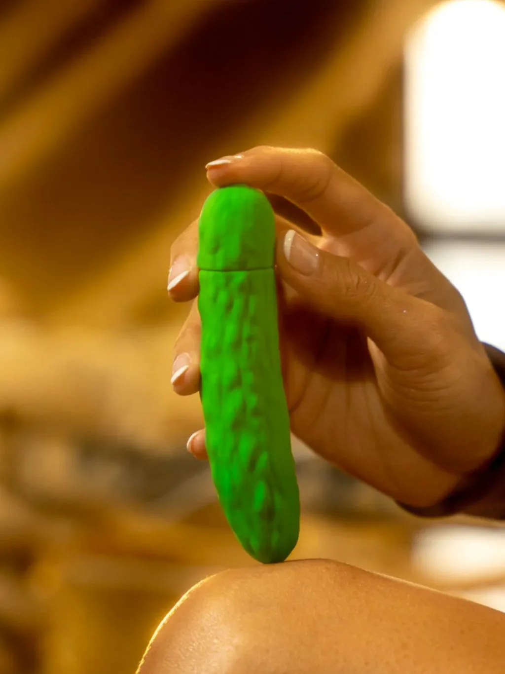 Emojibator : Pickle
