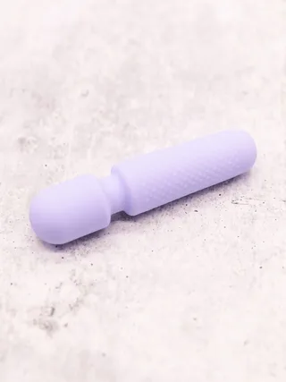 Emojibator : Tiny Wand