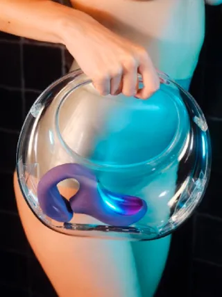 Lelo Enigma Wave - Cyber Purple
